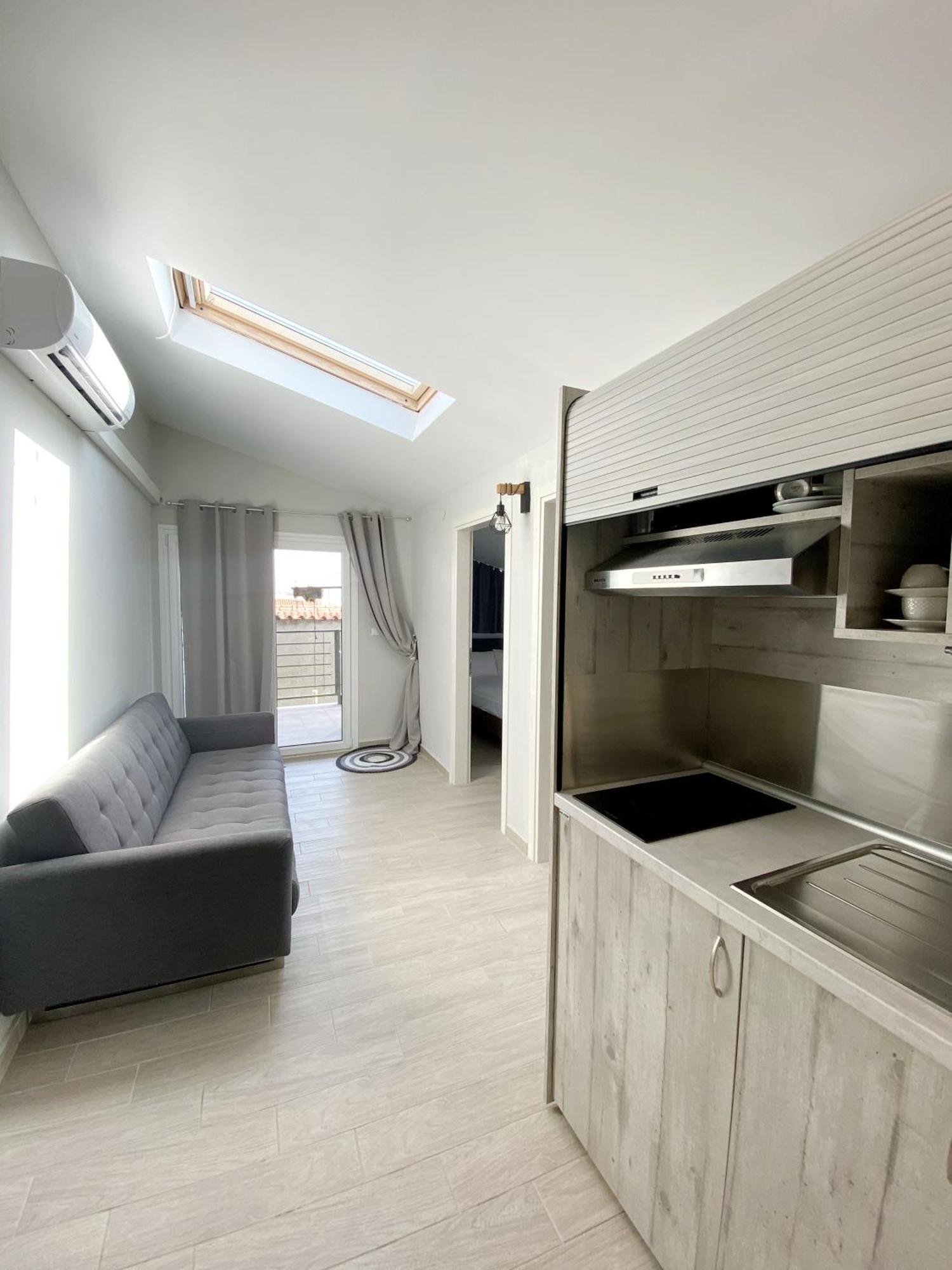 Delia Apartments Пефкохори Экстерьер фото