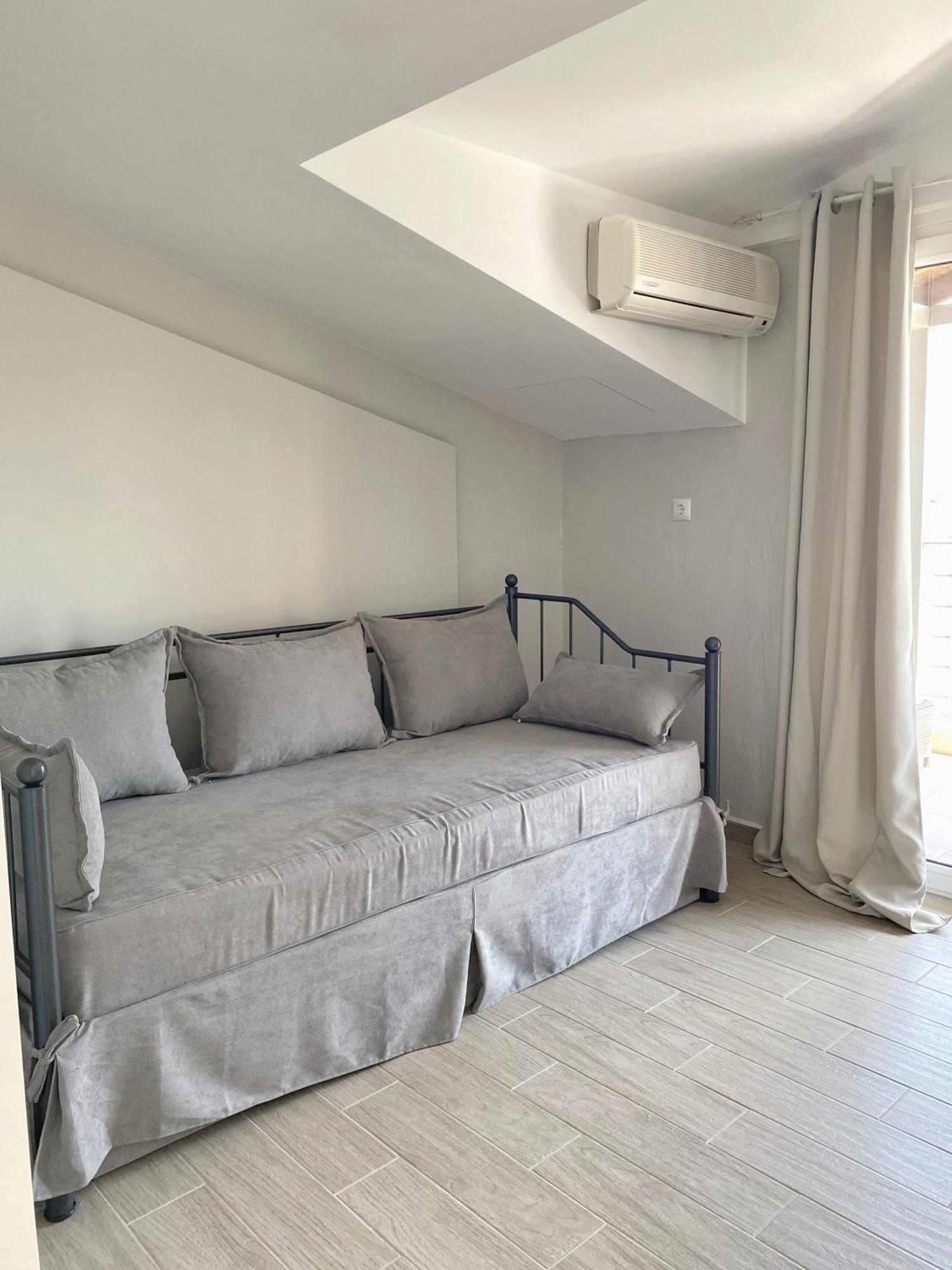 Delia Apartments Пефкохори Экстерьер фото