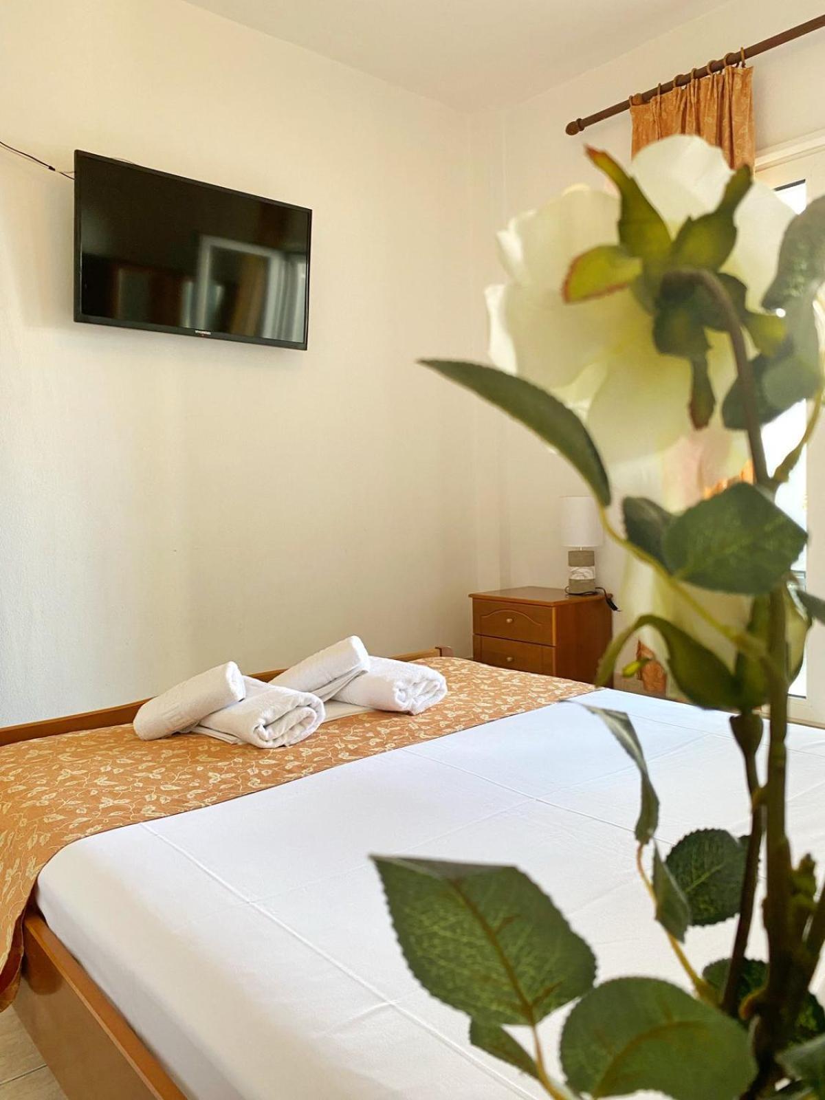 Delia Apartments Пефкохори Экстерьер фото