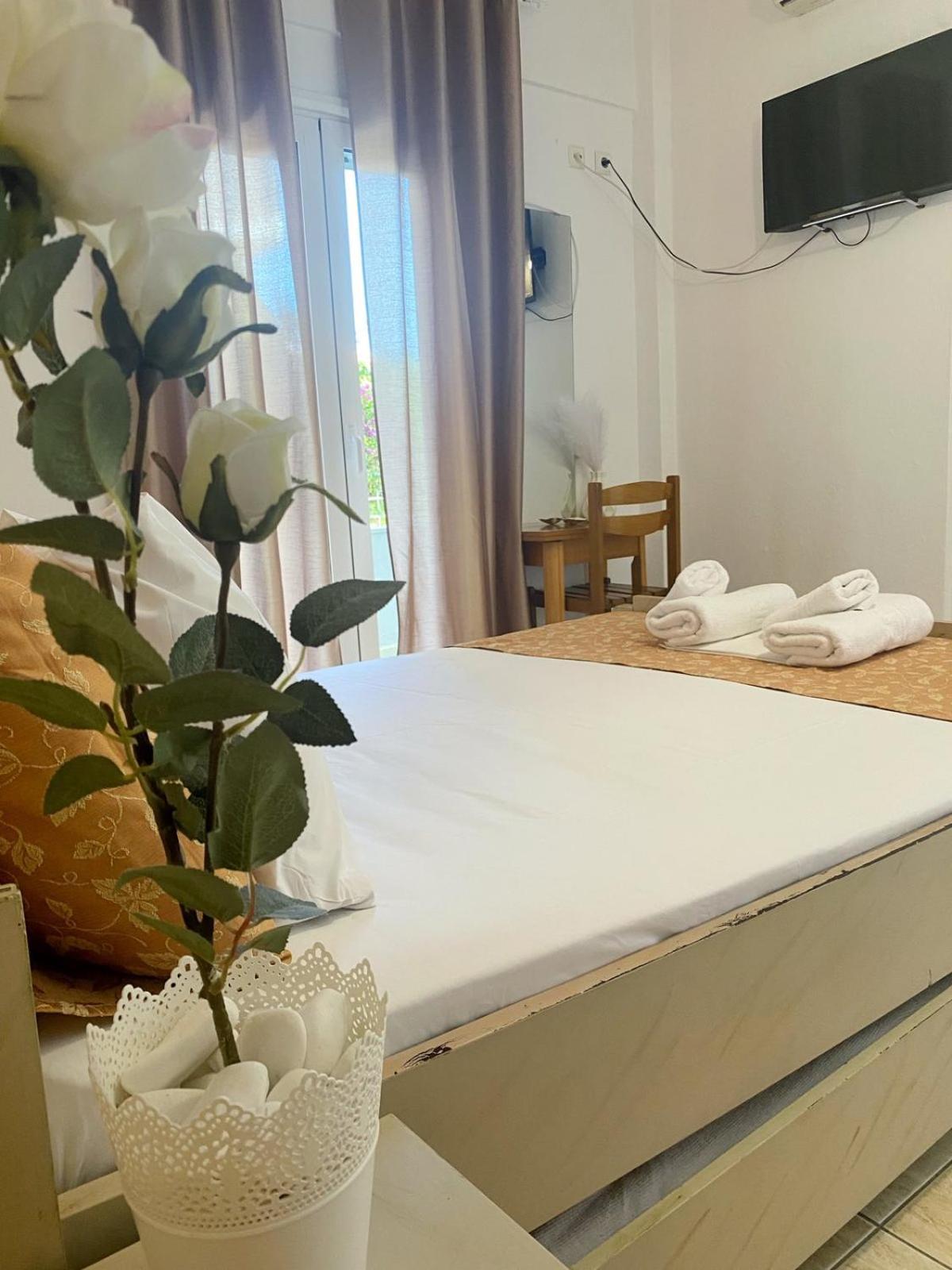 Delia Apartments Пефкохори Экстерьер фото